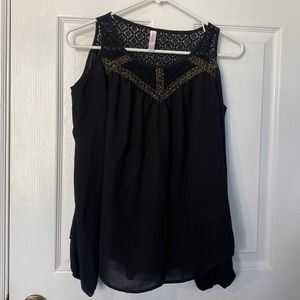 Women’s Black blouse